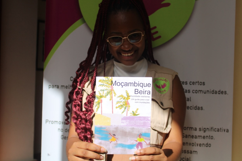 Apresentação do manual de soluções locais para adaptação e mitigação as inundações.